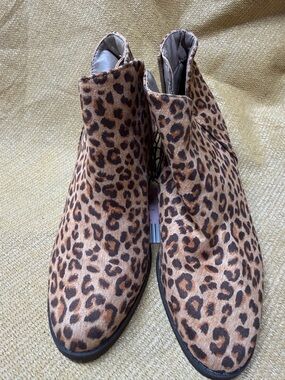 Serra Leopard Print Ankle Booties - Tan & Black
